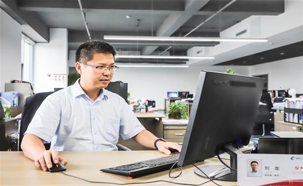 【發(fā)現(xiàn)榜樣 我是產投人】玩轉資本“魔方” 護航企業(yè)發(fā)展——威海產投集團財務部副經理劉龍